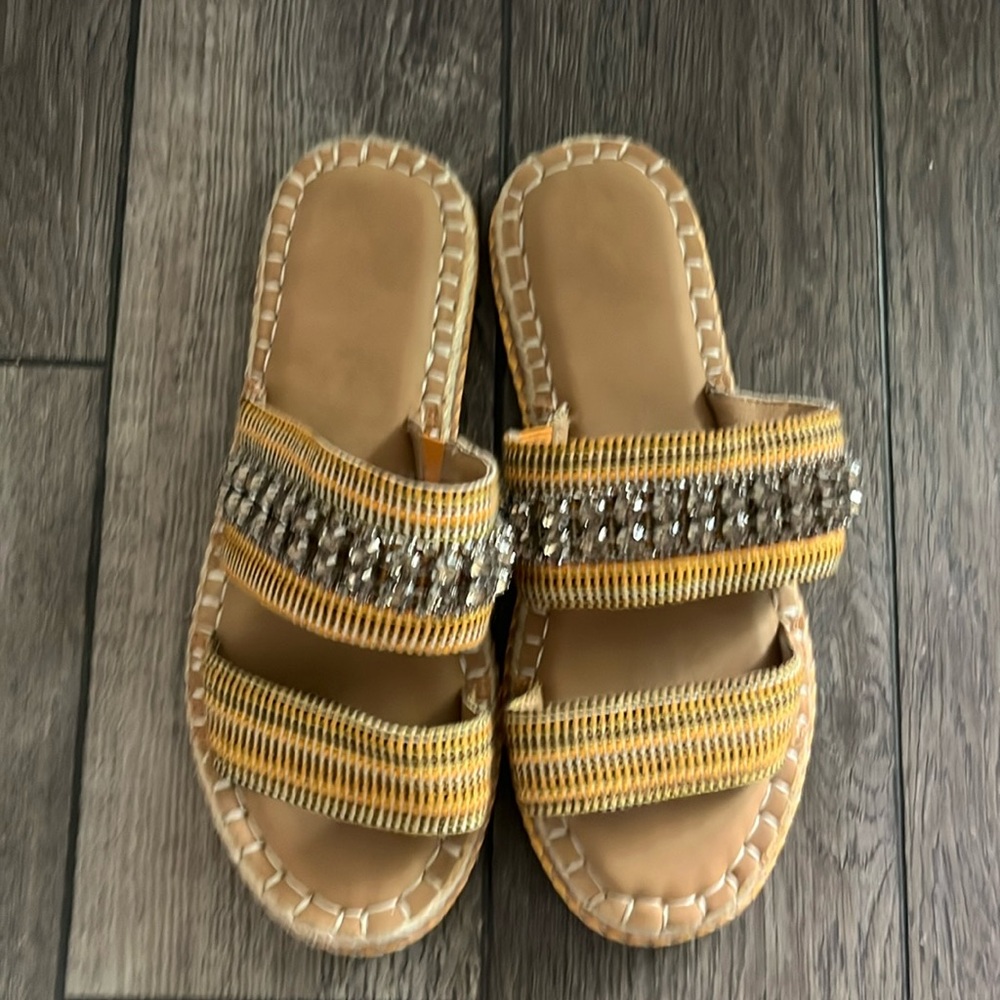 Embellished rhinestones sandals